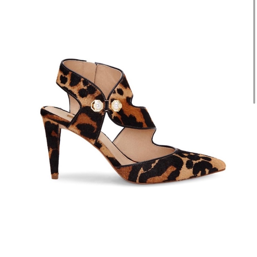 Brand new fur with pearls classy heel! Make an offer!
